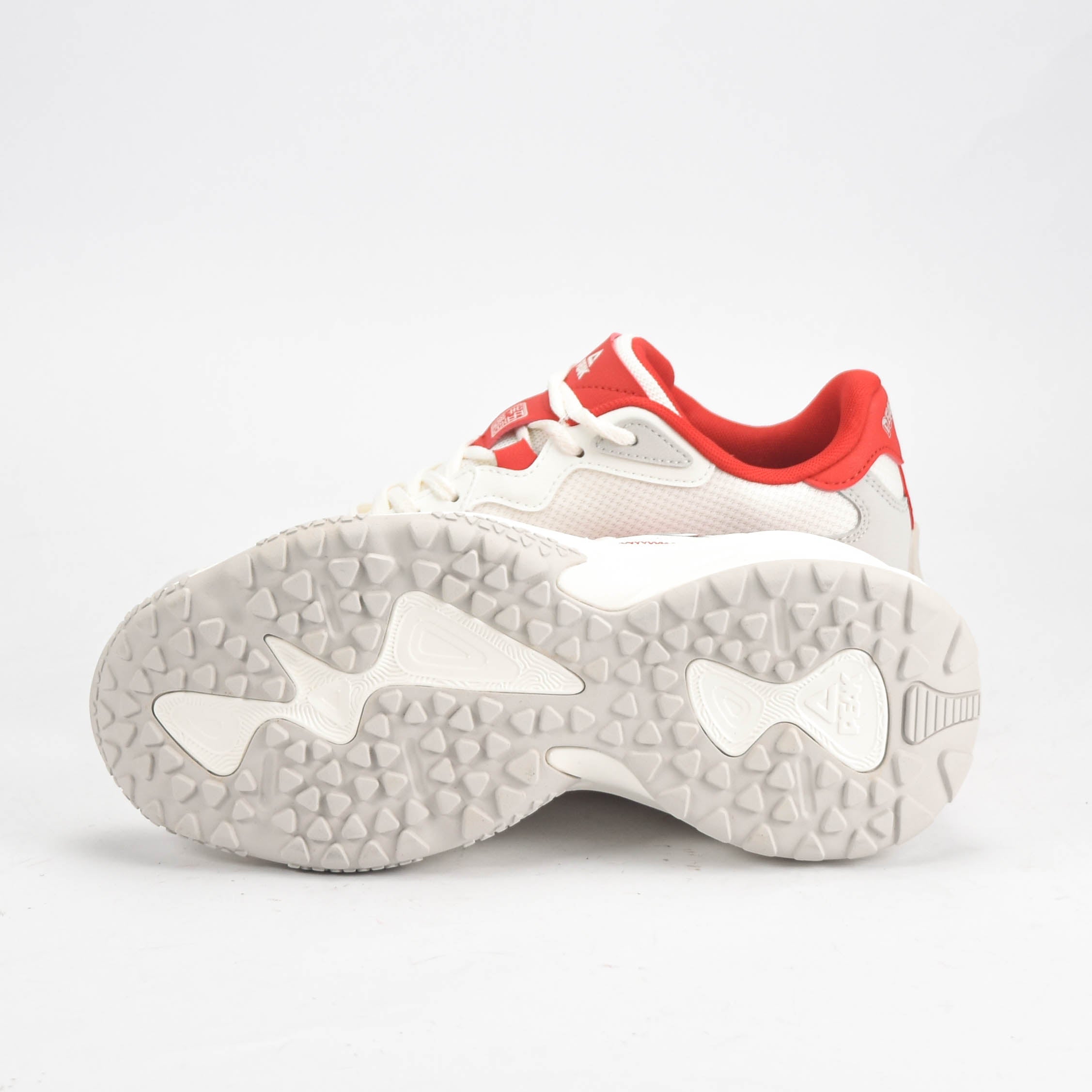 PEAK SHOES