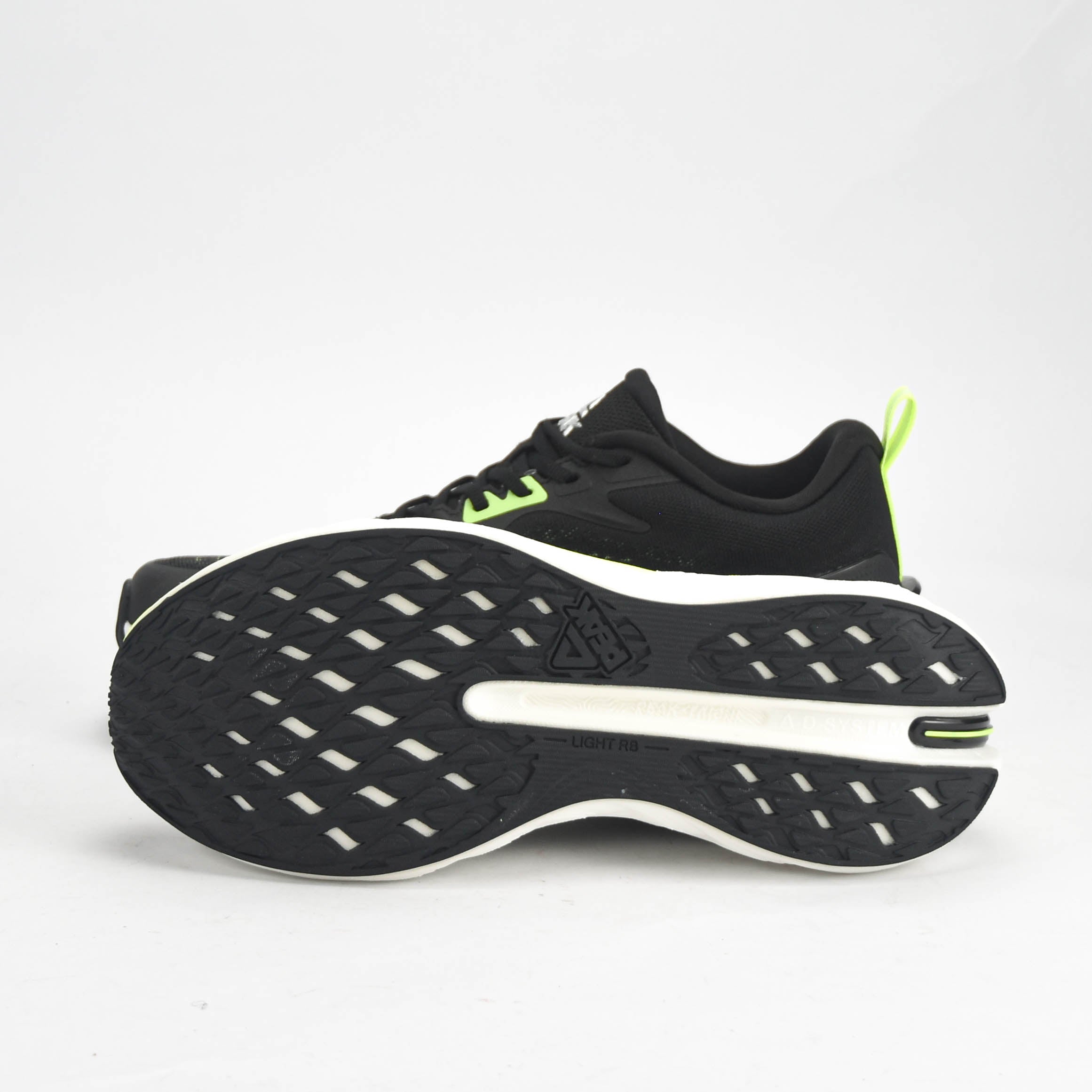 PEAK SHOES