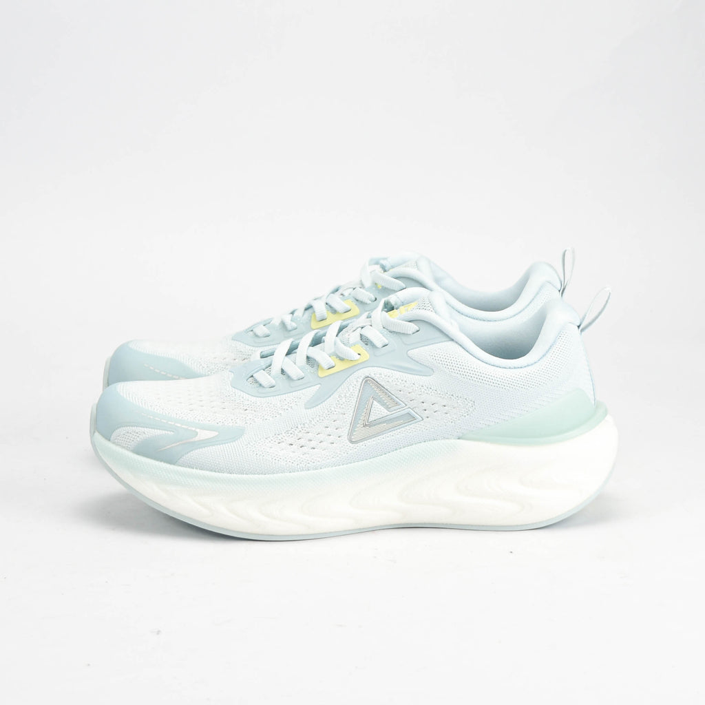 PEAK SHOES