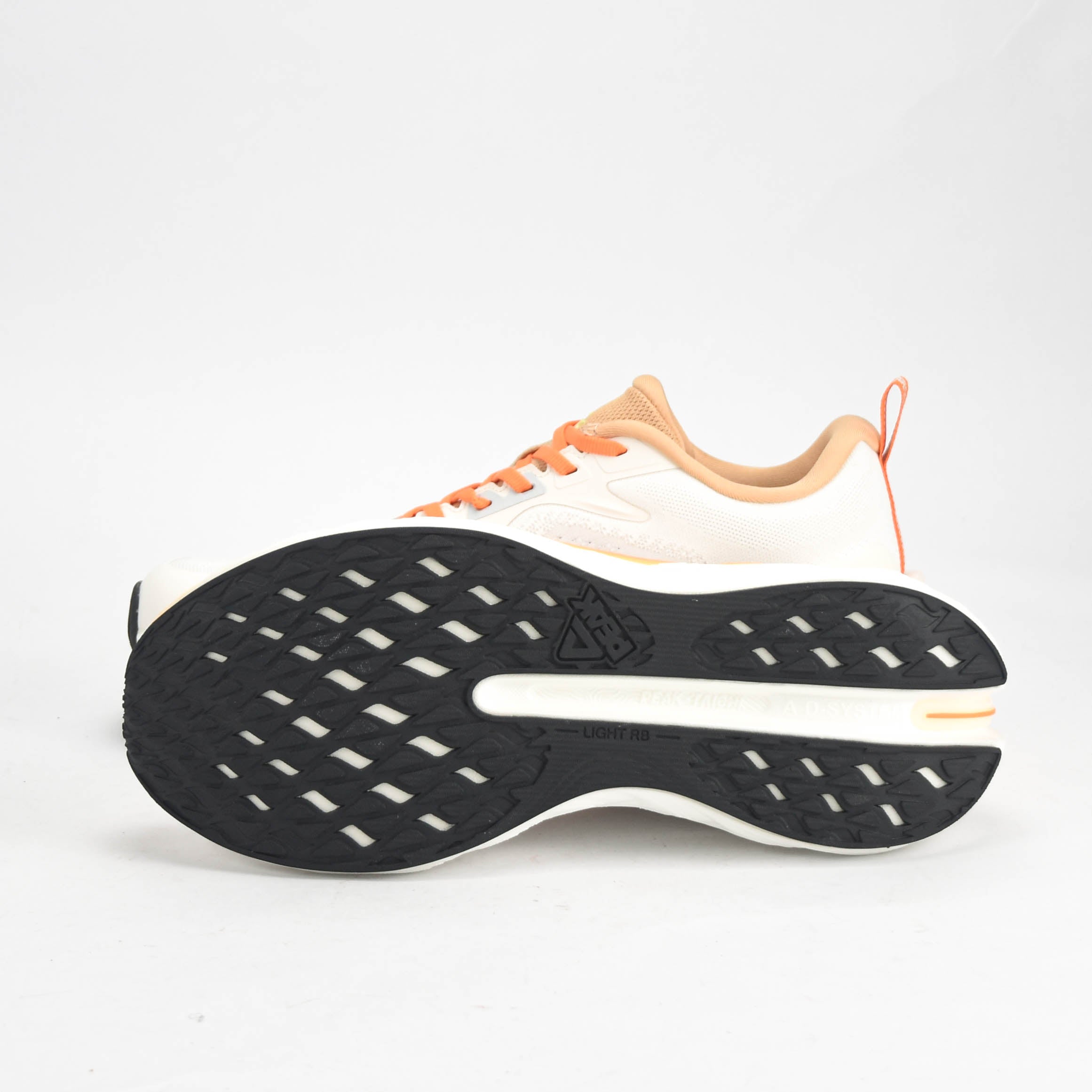 PEAK SHOES