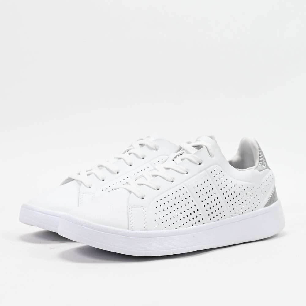 PEAK FOOTWEAR