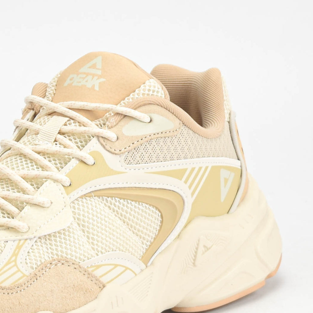 PEAK SHOES