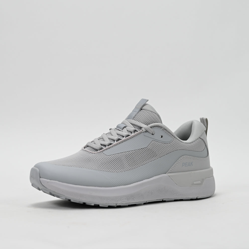 PEAK FOOTWEAR