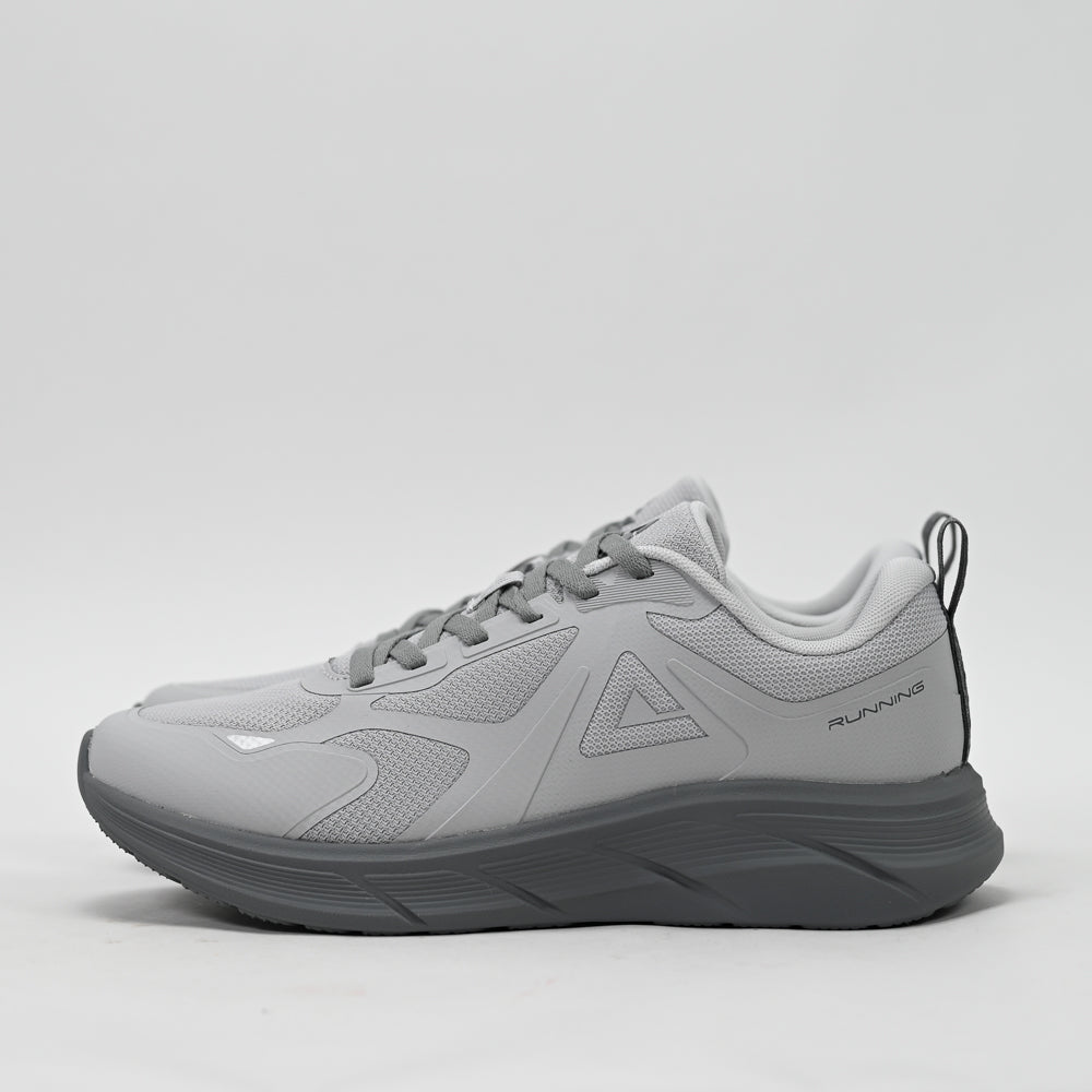 PEAK FOOTWEAR
