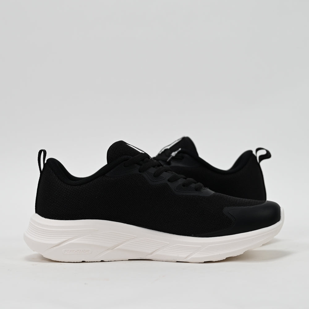 PEAK FOOTWEAR