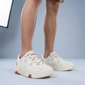 PEAK SHOES