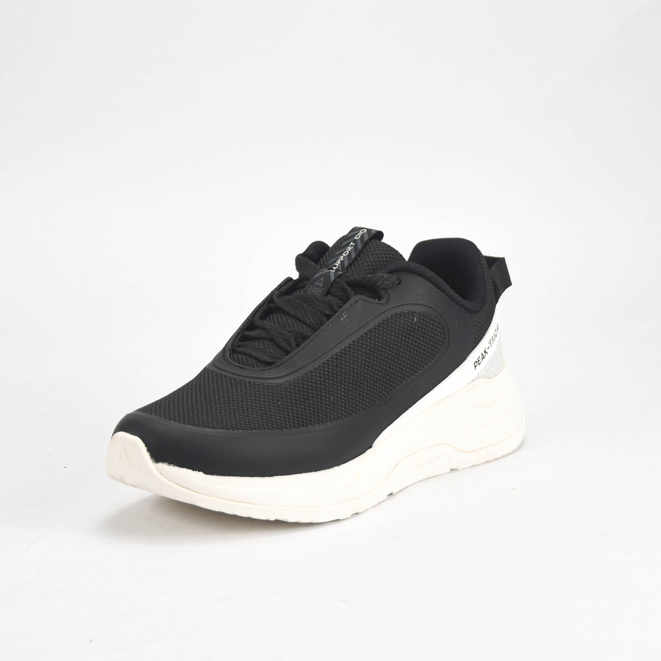 PEAK SHOES
