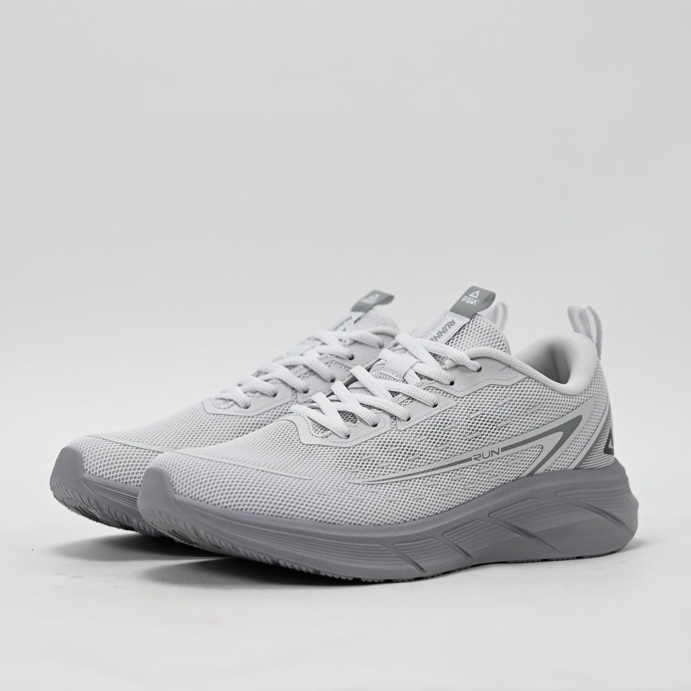 PEAK FOOTWEAR
