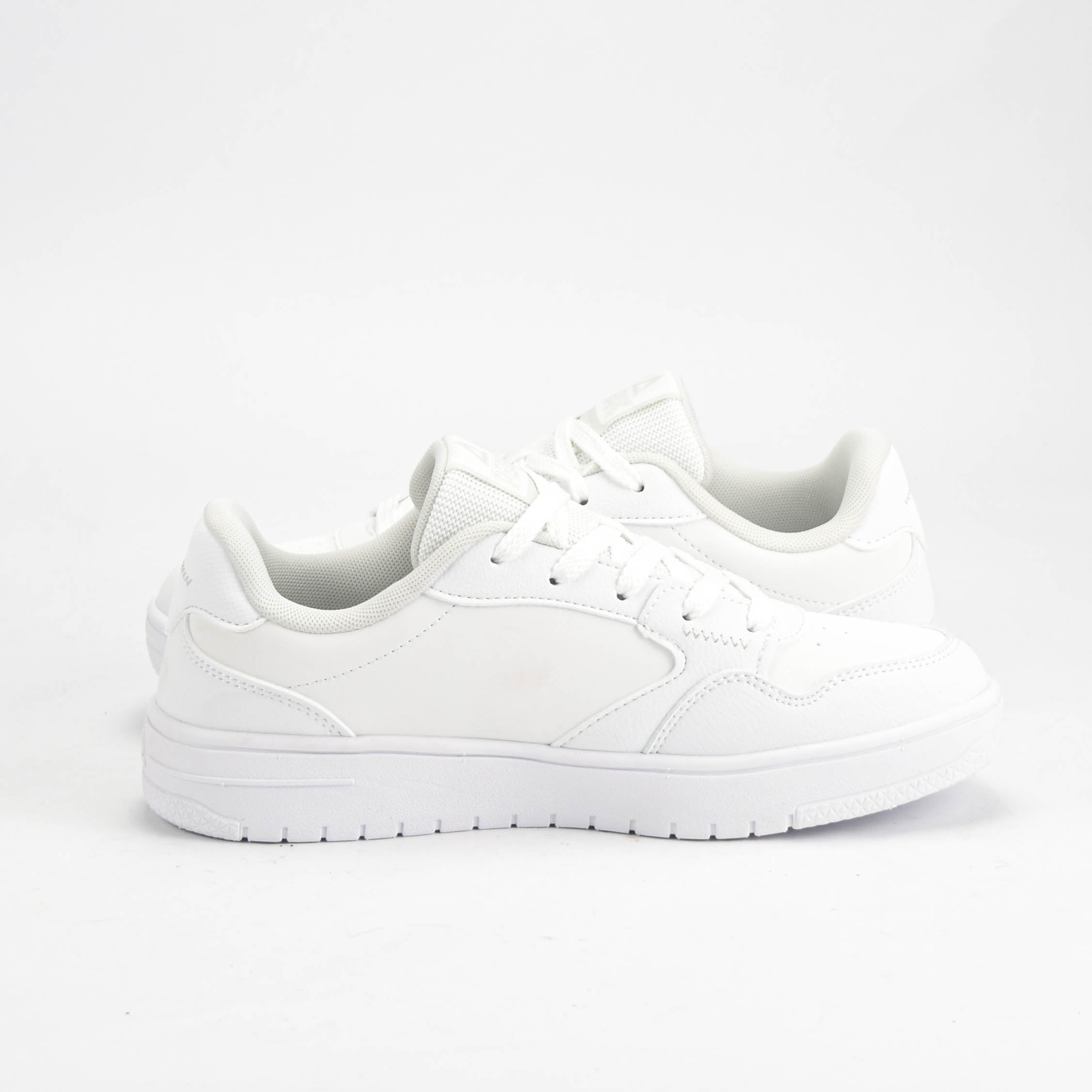 PEAK SHOES