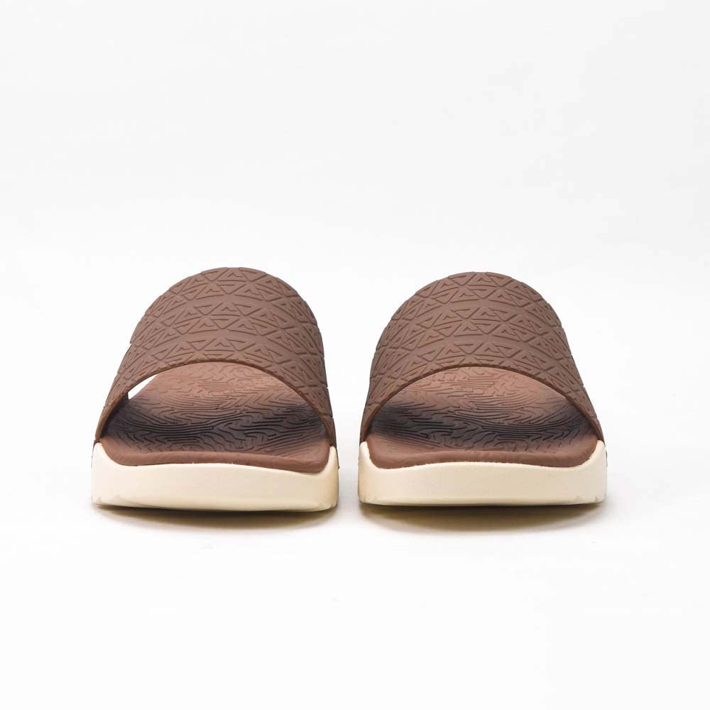 Peak Slippers Brown