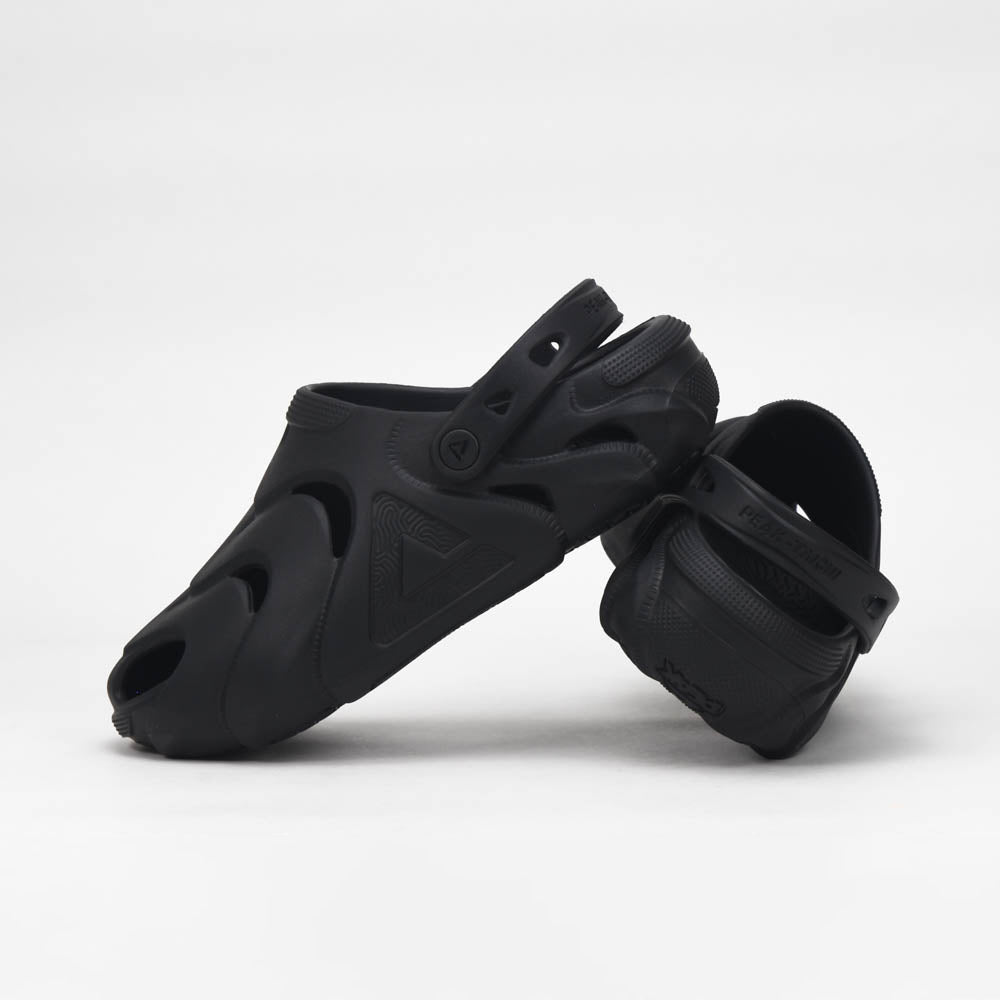 PEAK SLIPPERS SANDALS BLACK