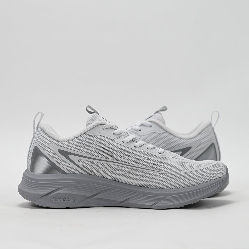 PEAK FOOTWEAR