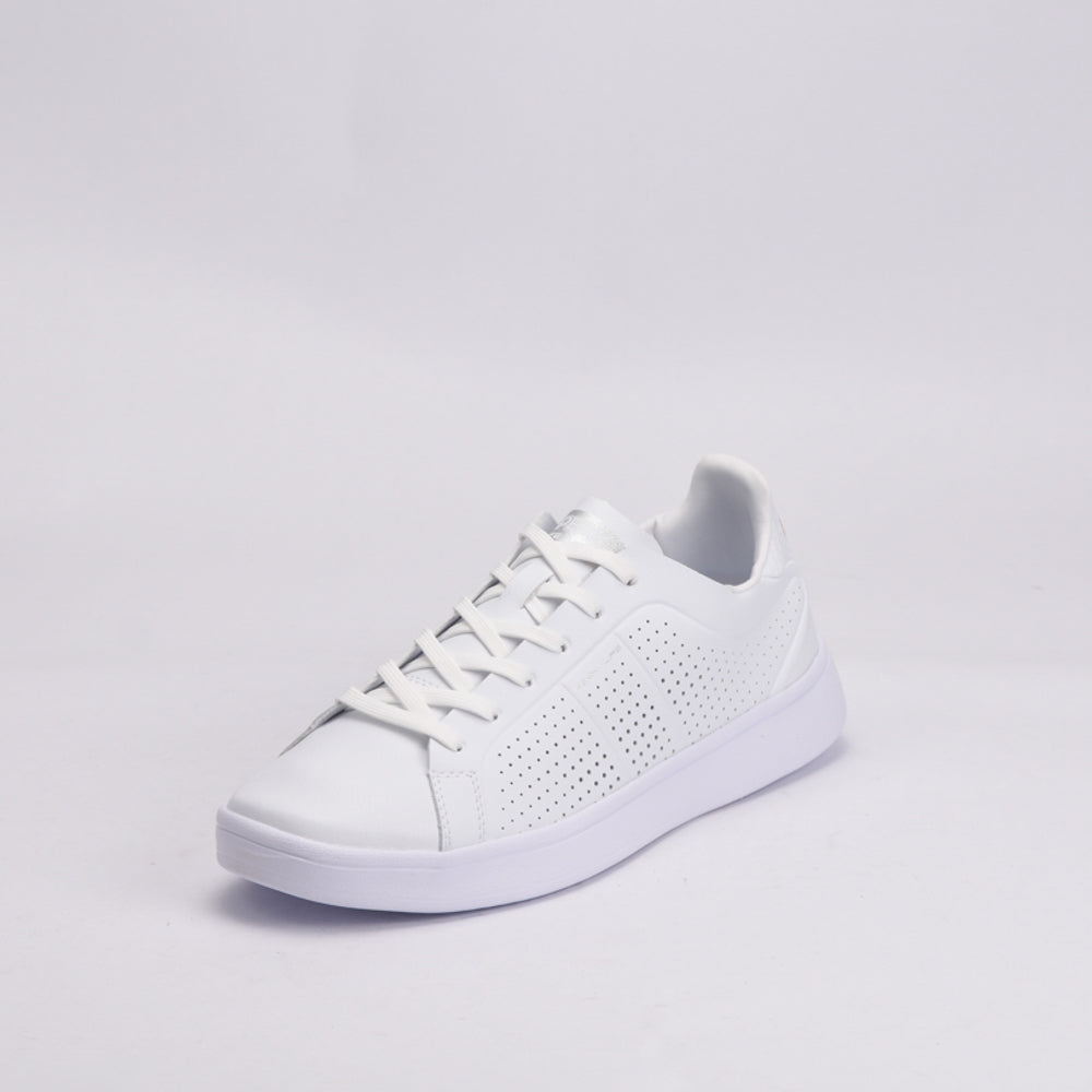 PEAK FOOTWEAR