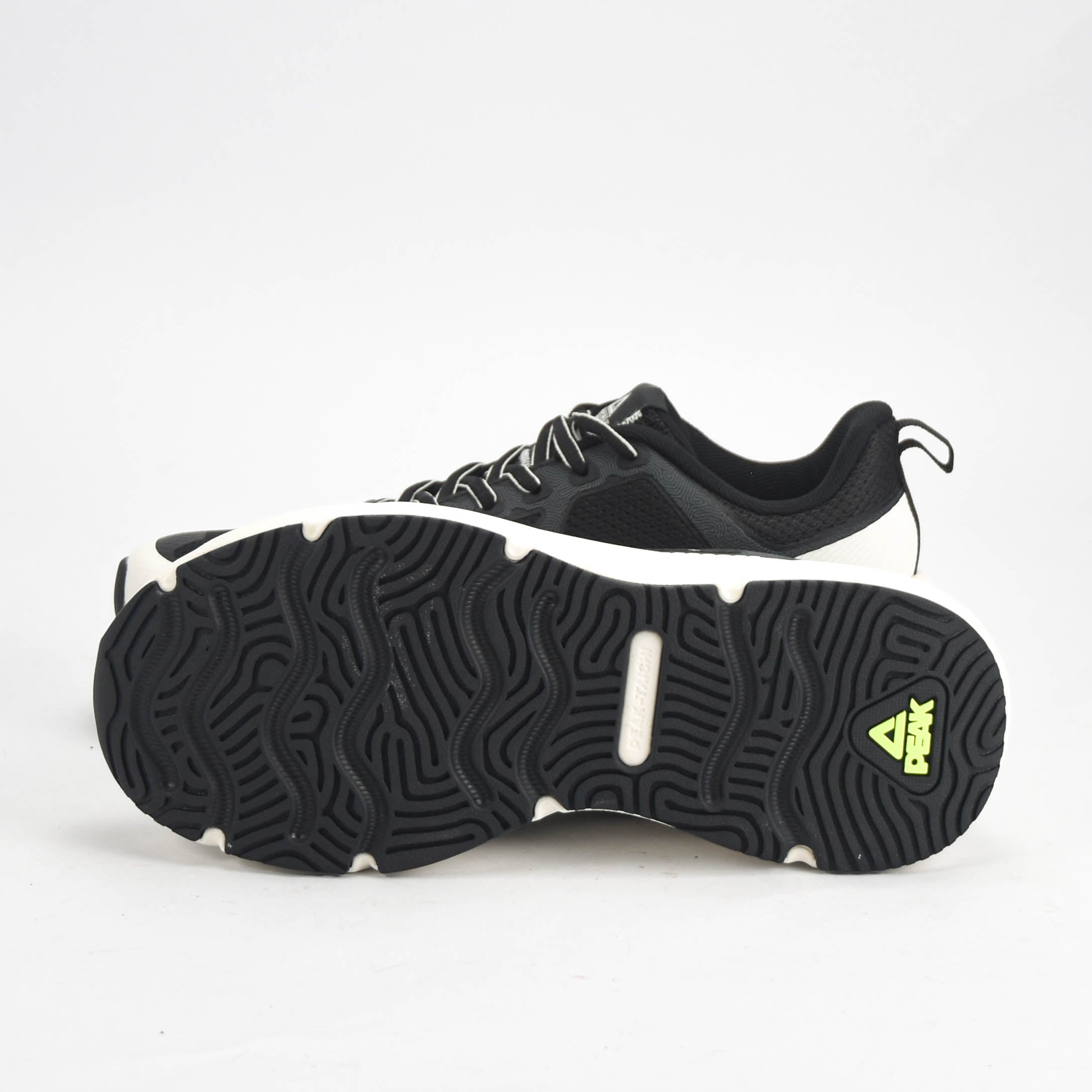 PEAK SHOES