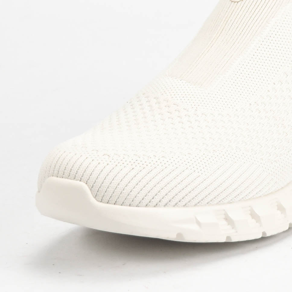 PEAK SHOES
