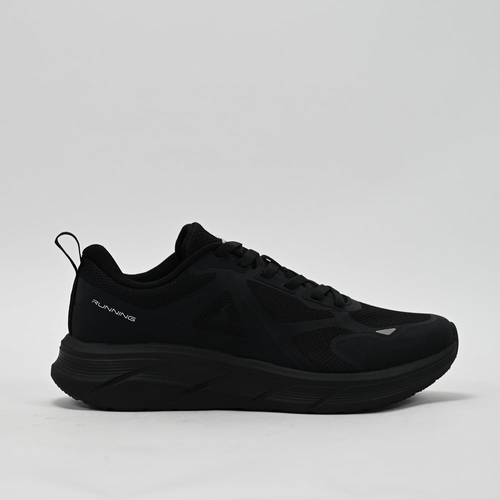 PEAK FOOTWEAR