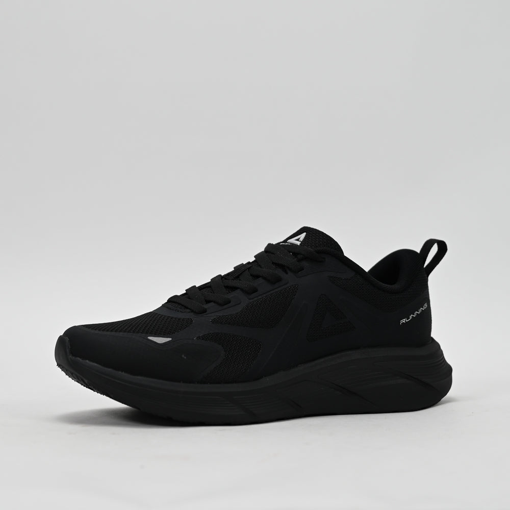 PEAK FOOTWEAR