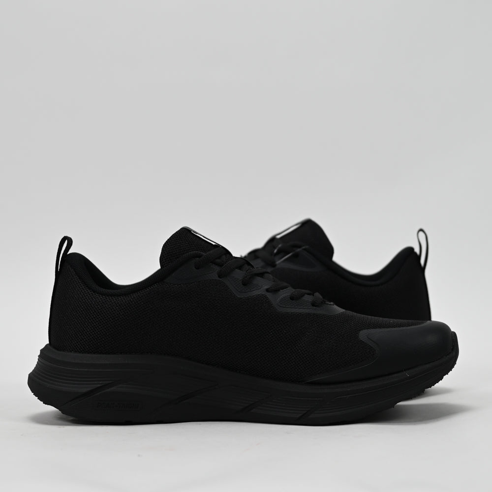 PEAK FOOTWEAR