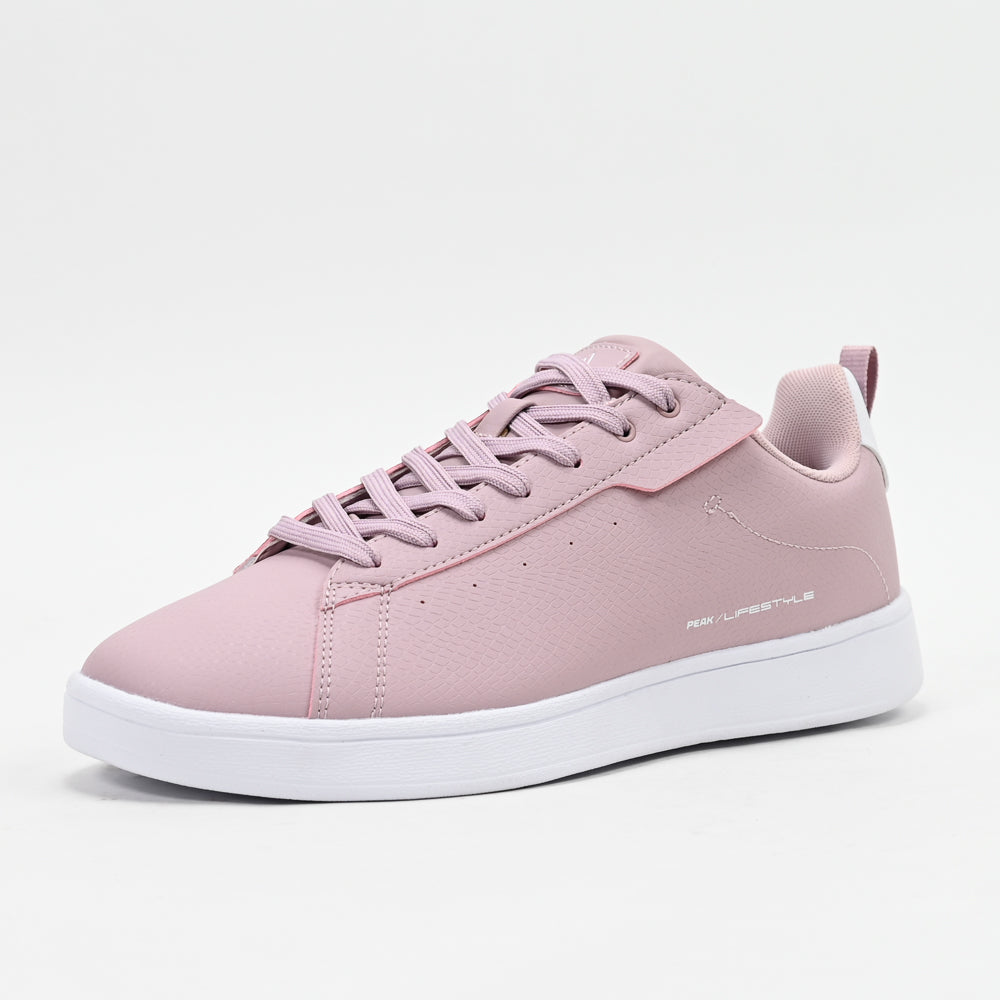 PEAK FOOTWEAR