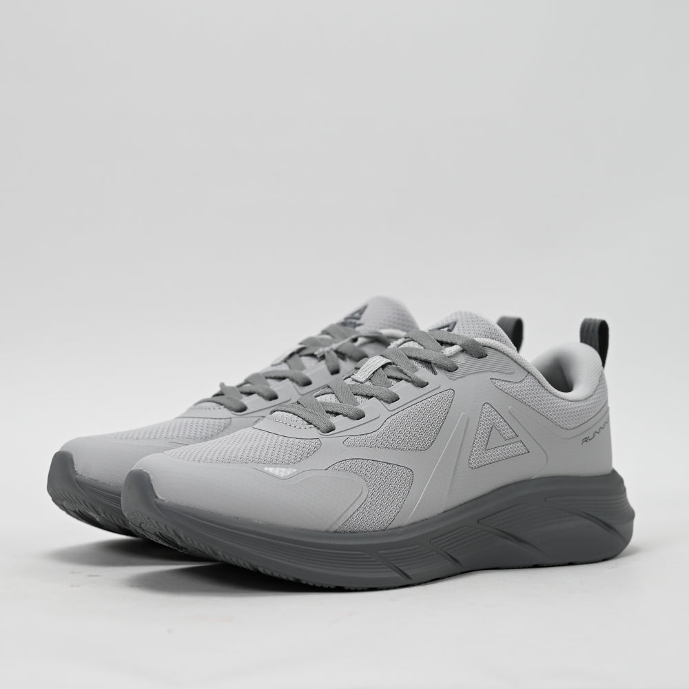 PEAK FOOTWEAR