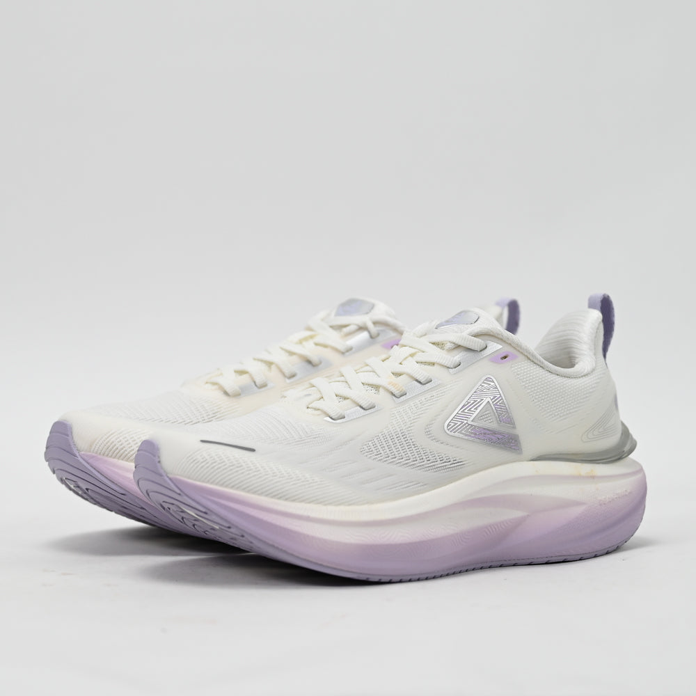 PEAK FOOTWEAR